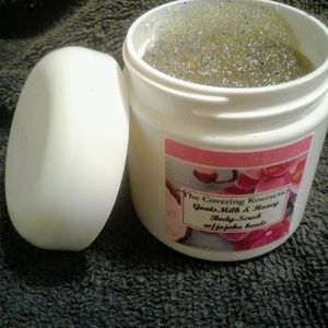 GoatsMilk and Honey Body Scrub w/Jojoba beads